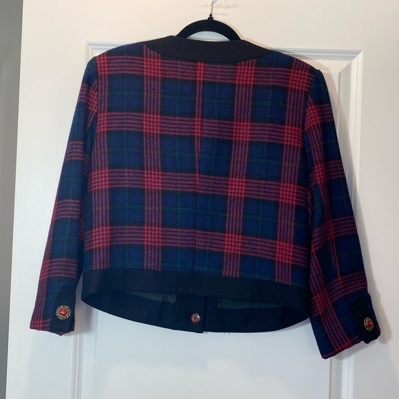 VINTAGE Woman’s Wool Blazer! Unique Red Buttons! Sz M - Picture 2 of 3